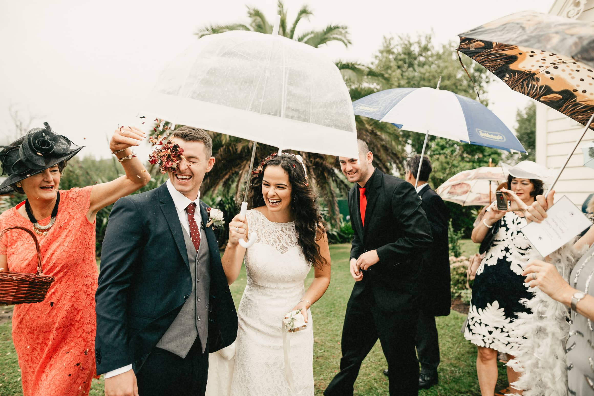 A Complete Guide to Getting Married in the Summer